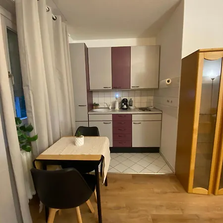 Business & Travel - In Laufnaehe Zu Messe Und Appartement Francfort-sur-le-Main