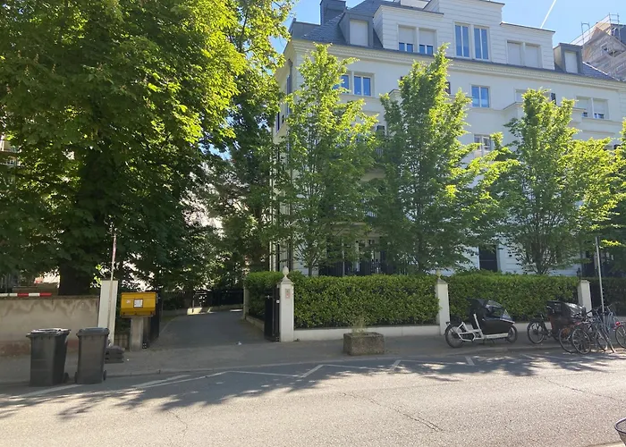 Business & Travel - In Laufnaehe Zu Messe Und Daire *