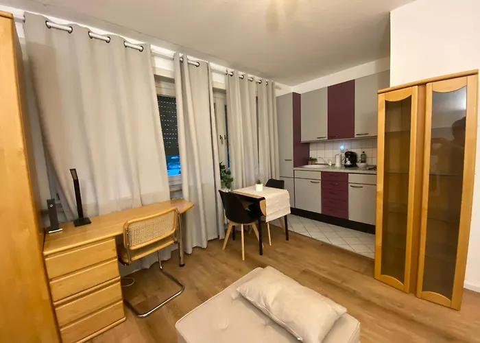 Business & Travel - In Laufnaehe Zu Messe Und Apartament