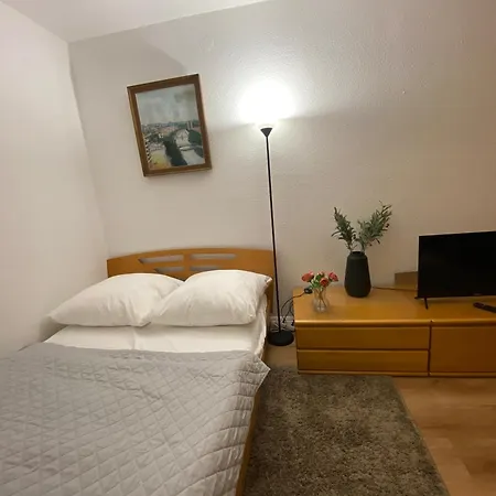 Business & Travel - In Laufnaehe Zu Messe Und Apartman Frankfurt am Main